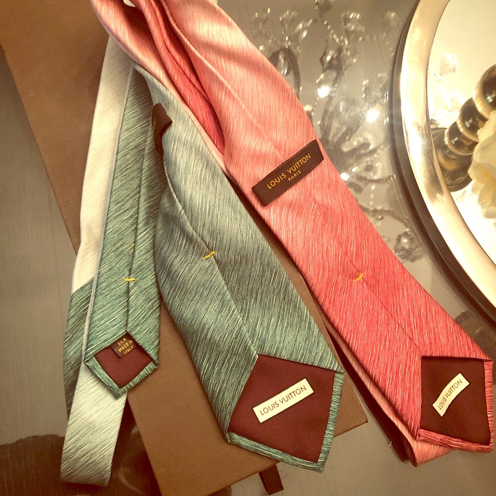 Authentic Louis Vuitton ties. Original box. No tag